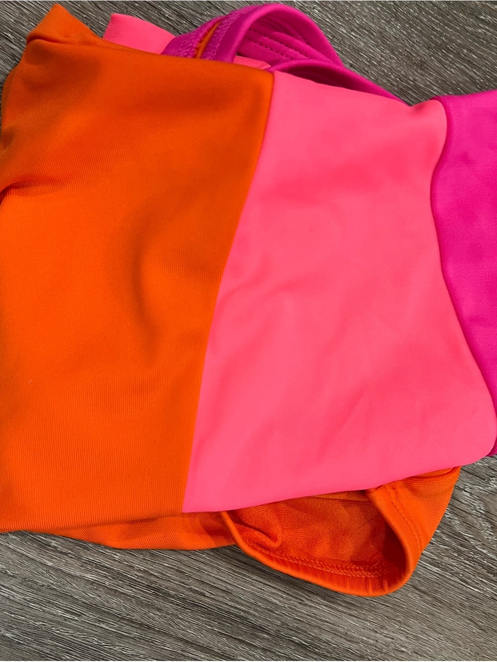GAP Girls Colorblock One-Piece Swimsuit in Hot Pink, Neon Pink & Orange Size 🌊 - Picture 4 of 5